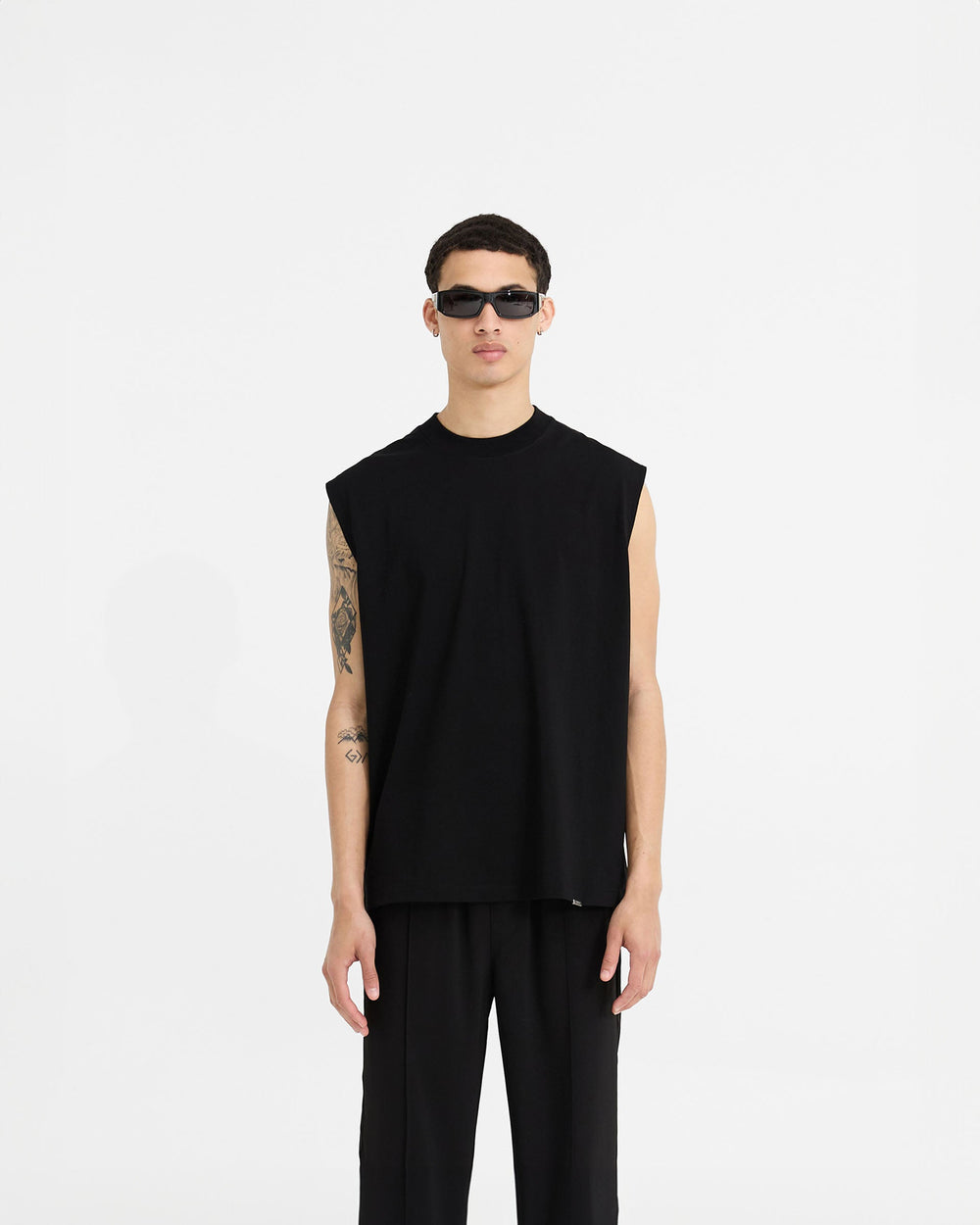 Initial Boxy Tank - Black