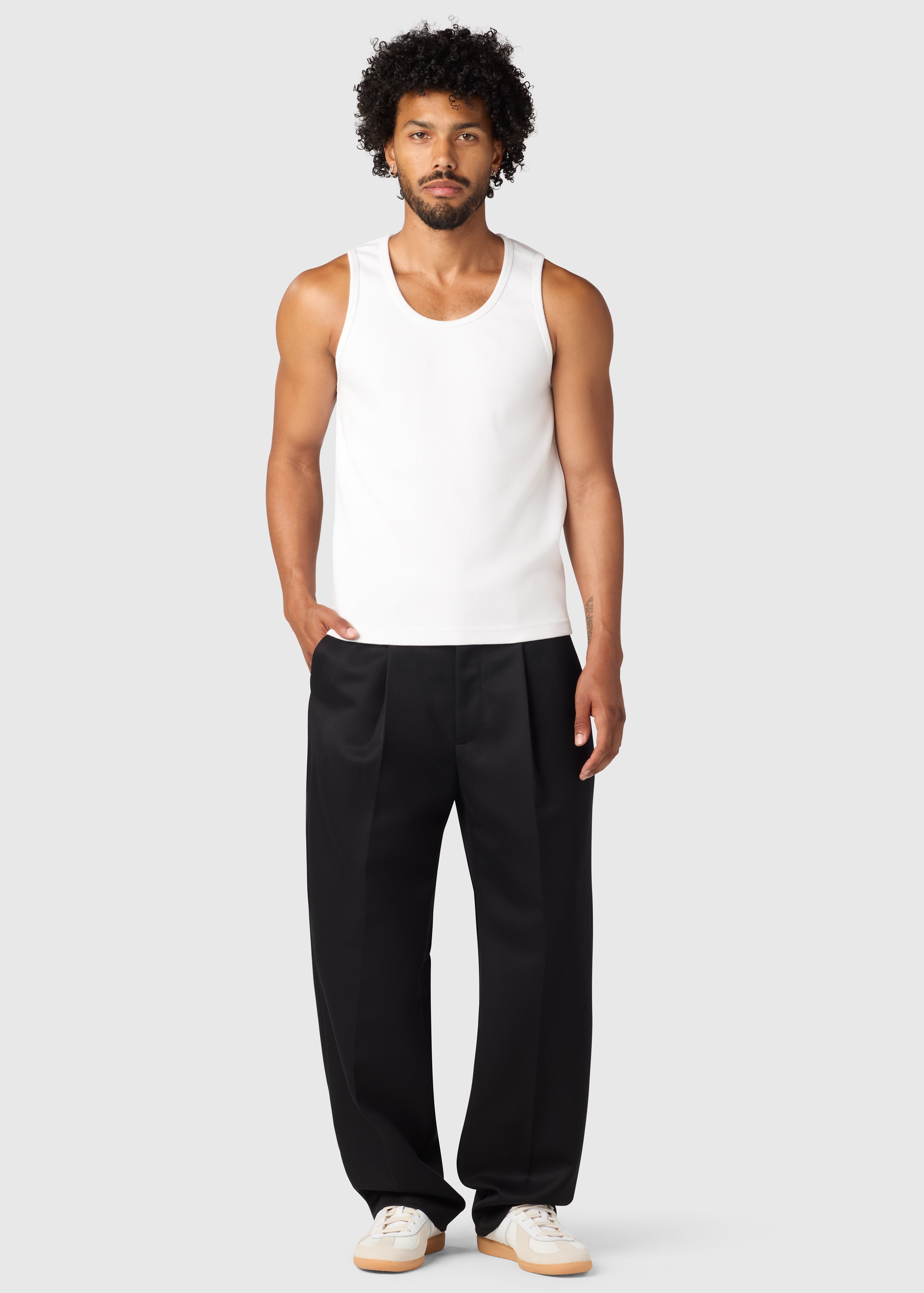 ALDRICH PLEATED WOOL TROUSERS / BLACK