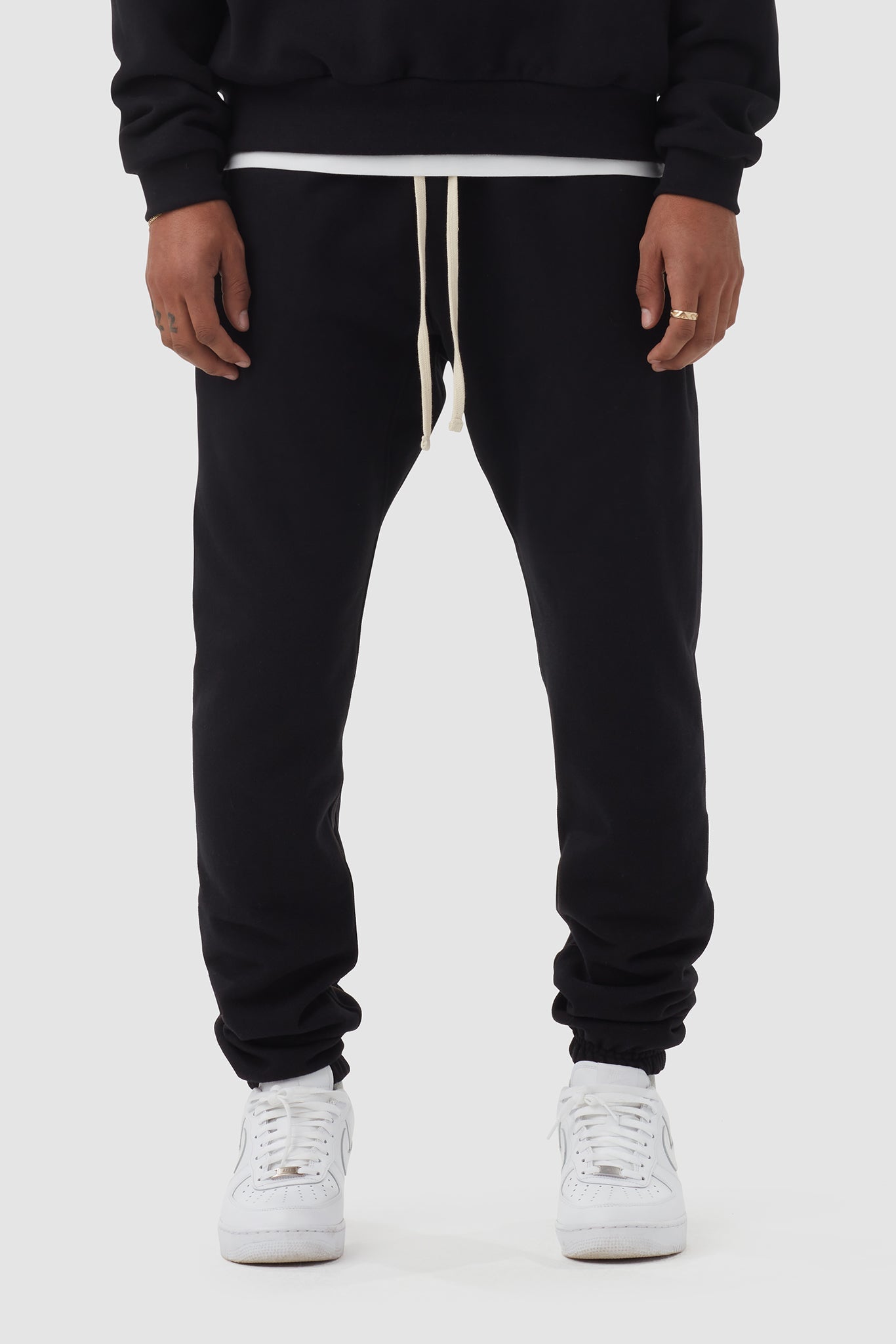 HEAVYWEIGHT STUDIO SWEATPANTS 2.0 / BLACK
