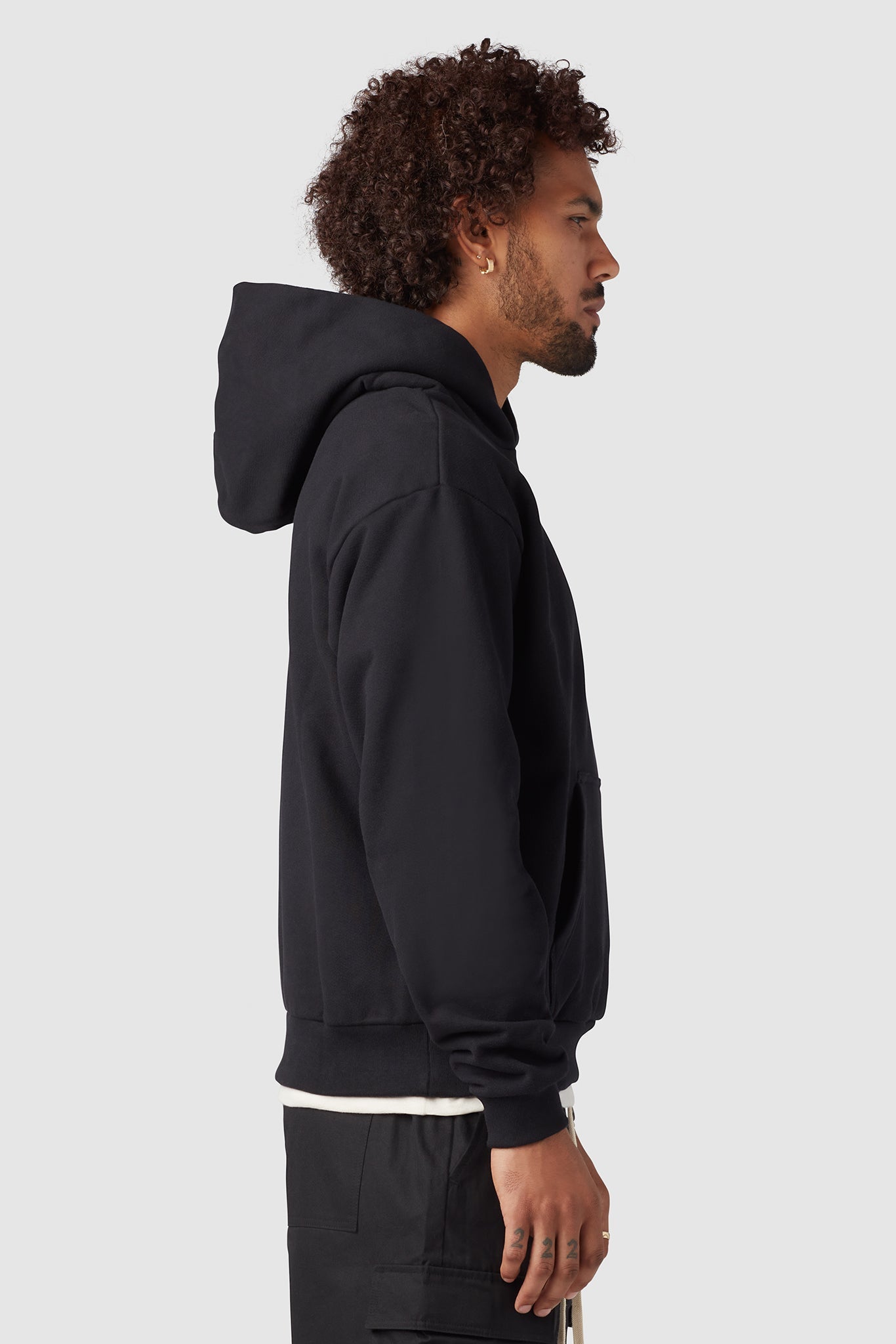 SOUVENIR HOODIE 2.0 / BLACK
