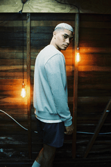 CLASSIC CREWNECK SWEATSHIRT / LIGHT HEATHER