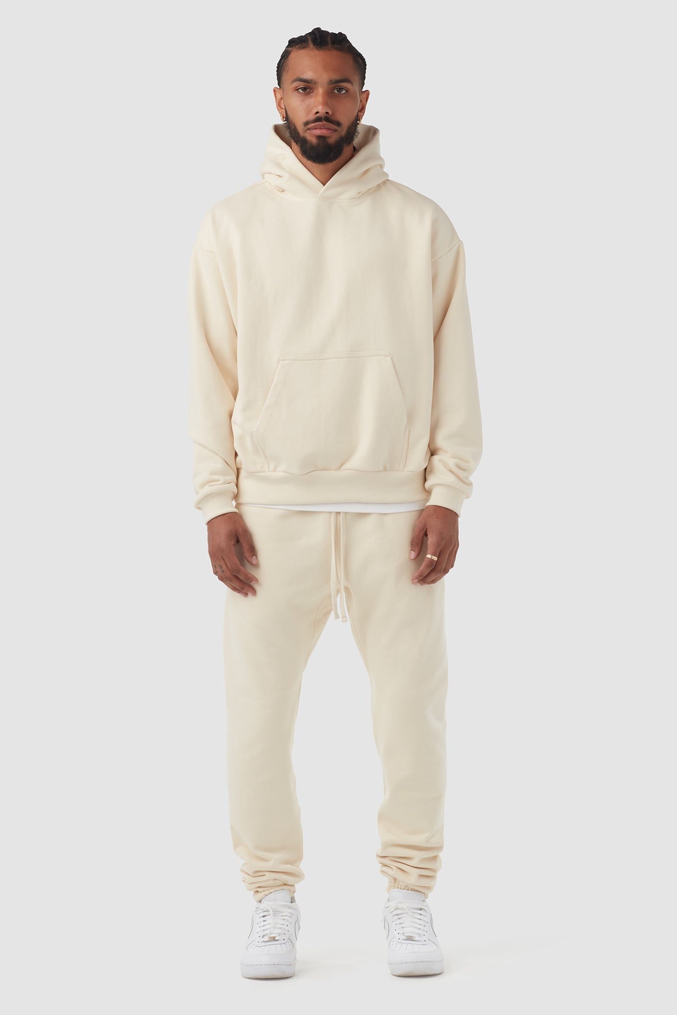 HEAVYWEIGHT STUDIO HOODIE / CREAM