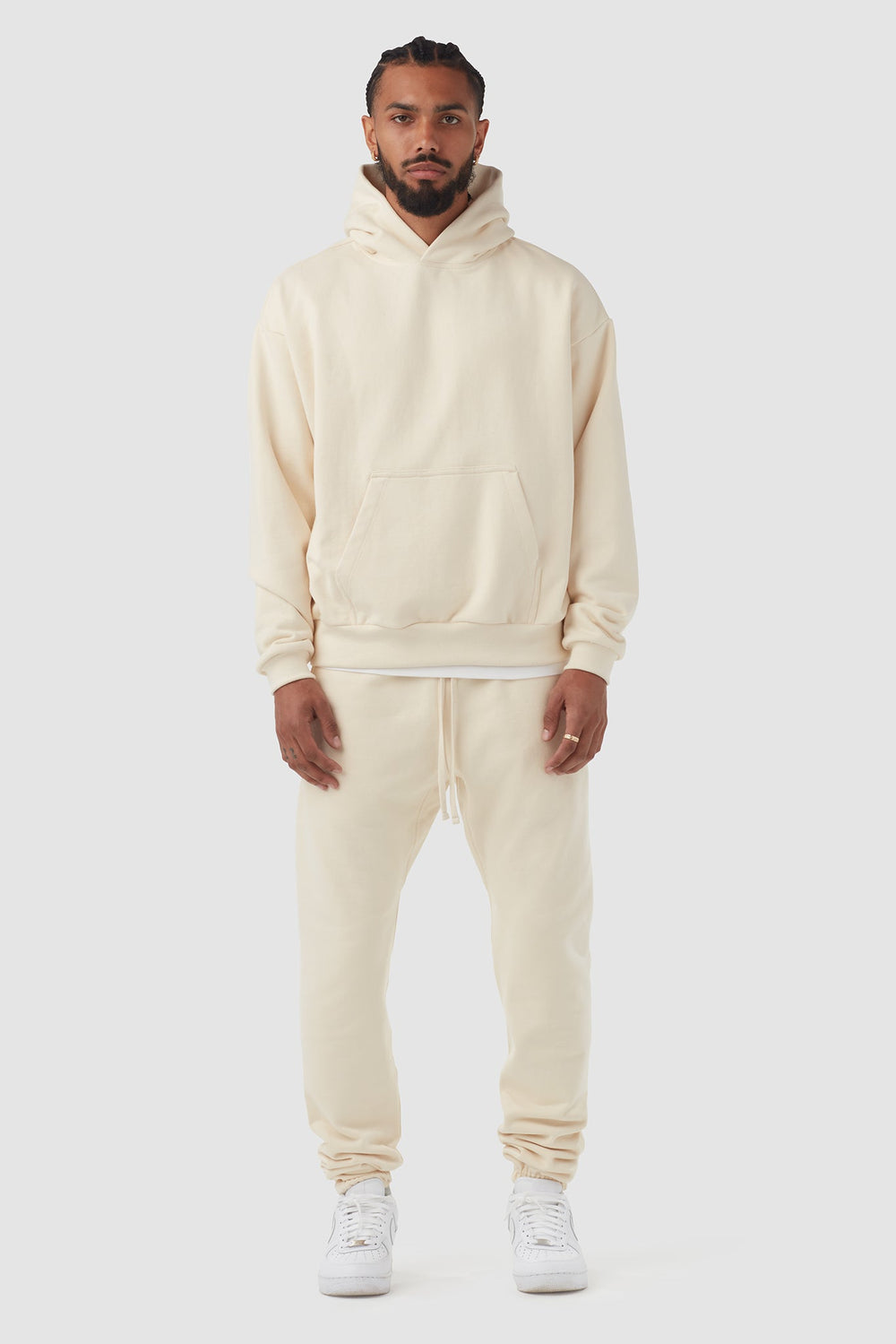 HEAVYWEIGHT STUDIO HOODIE / CREAM