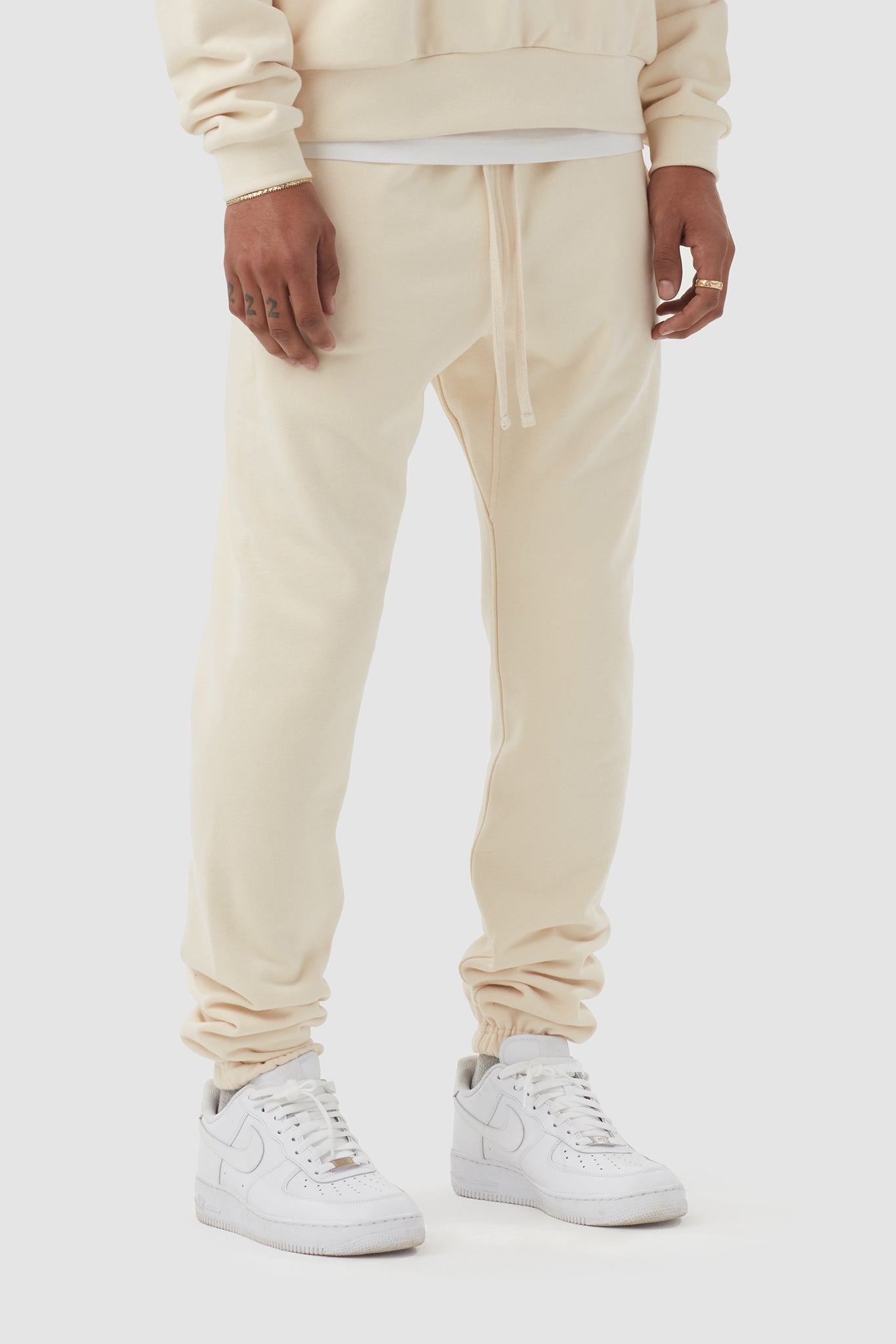 HEAVYWEIGHT STUDIO SWEATPANTS 2.0 / CREAM
